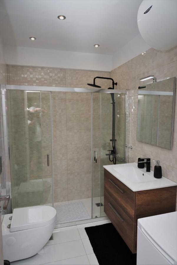 Koules Sea View City Apartment 伊拉克利翁 外观 照片